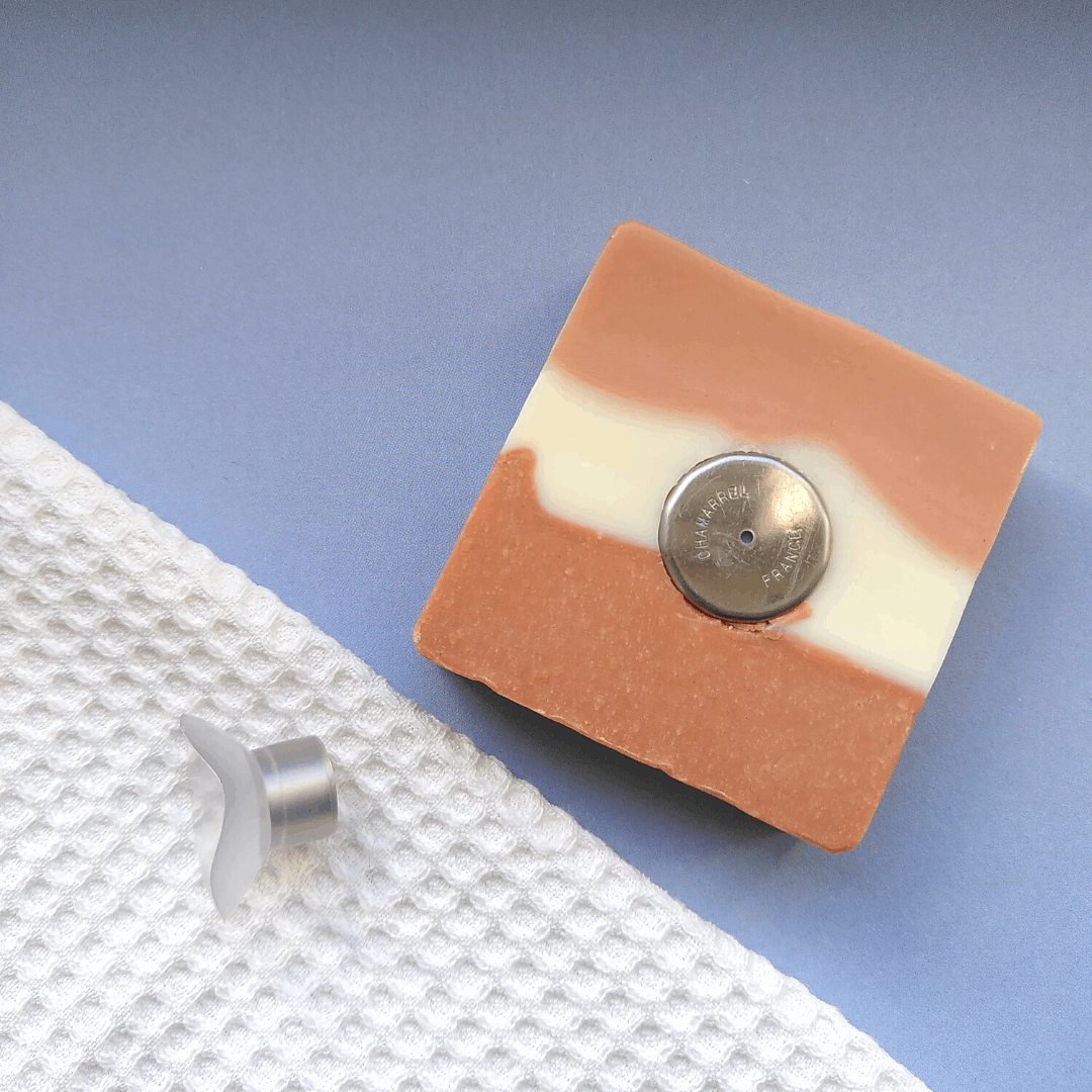 Porte-savon magnétique ventouse et capsule métallique 